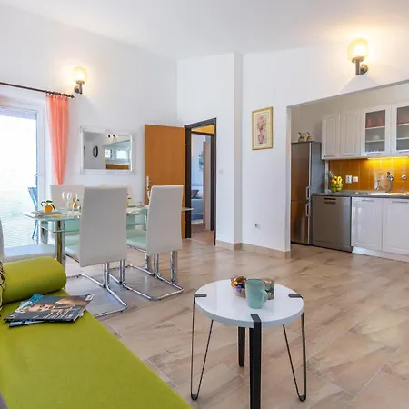 Appartement Beautiful In *