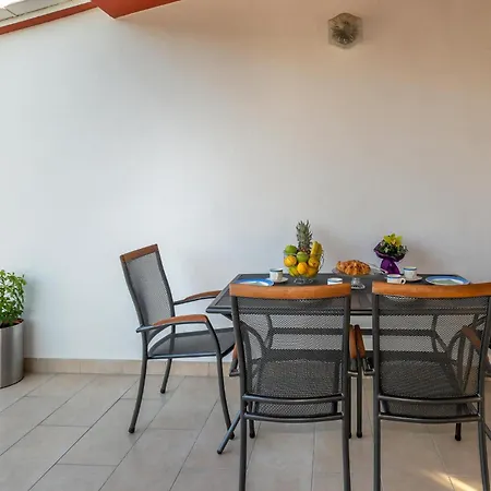 Appartement Beautiful In *