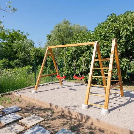 Beautiful In Peracko Blato