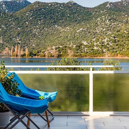 2 Bedroom Beautiful In